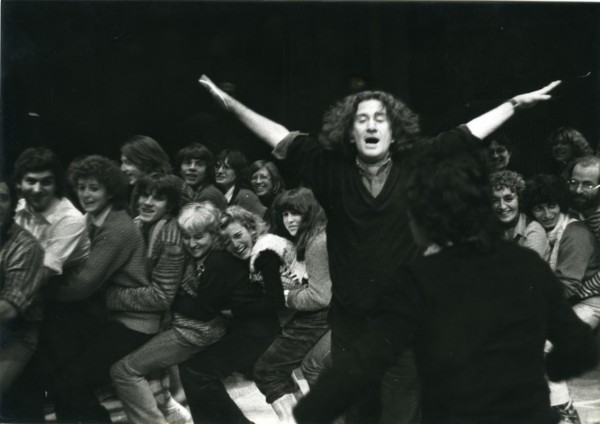 Augusto Boal e o Teatro do Oprimido em Paris, 1975. Cedoc-Funarte