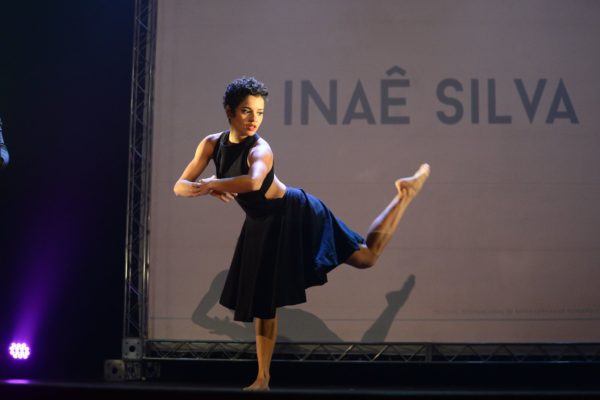 Improvisação dançada da bailarina Inaê Silva