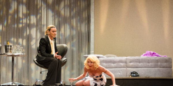 As fragilidades de Marilyn são exploradas na peça. Foto: Divulgação