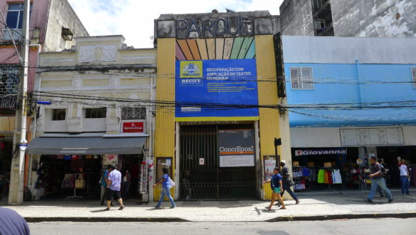 Fachada do Teatro do Parque, em registro de 2015. Foto: Ivana Moura